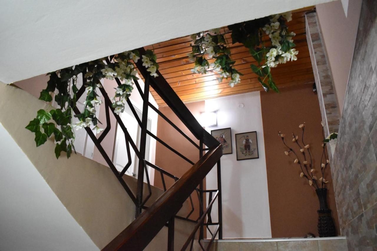 Guest House Kozle Skopje Eksteriør billede