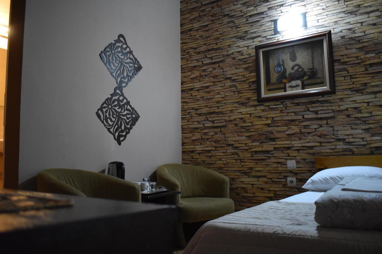 Guest House Kozle Skopje Eksteriør billede
