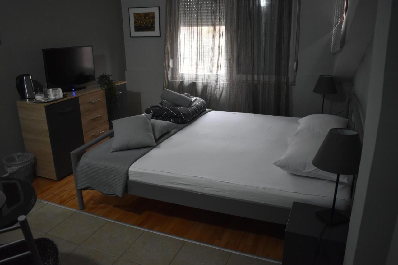 Guest House Kozle Skopje Eksteriør billede